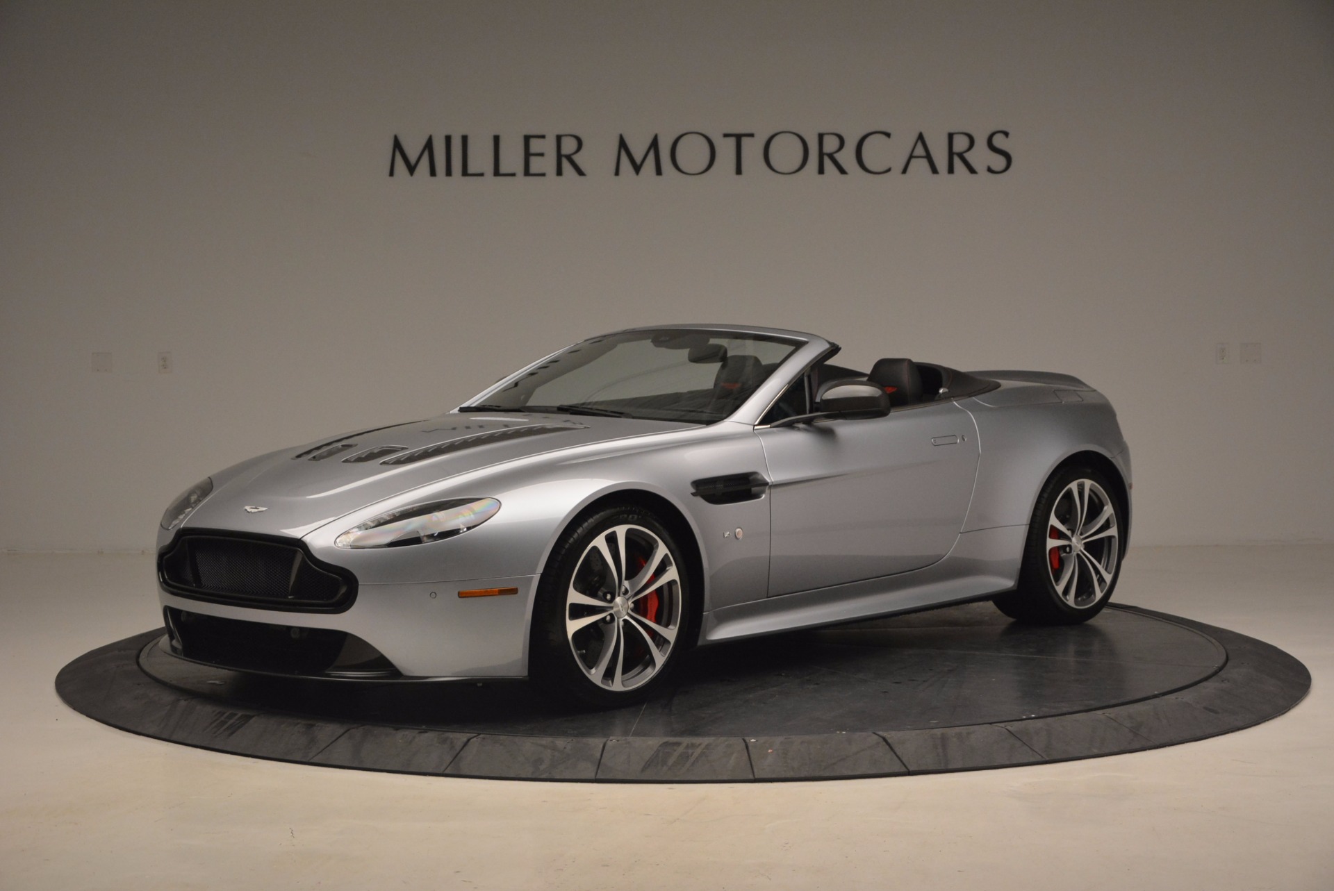 Used 2015 Aston Martin V12 Vantage S Roadster | St. Petersburg, FL