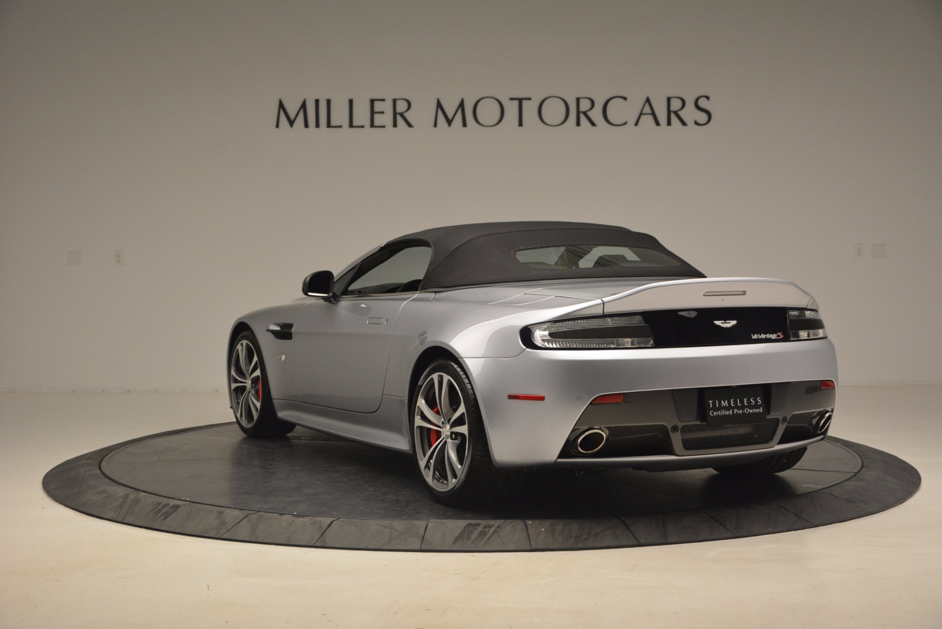 Used 2015 Aston Martin V12 Vantage S Roadster | St. Petersburg, FL
