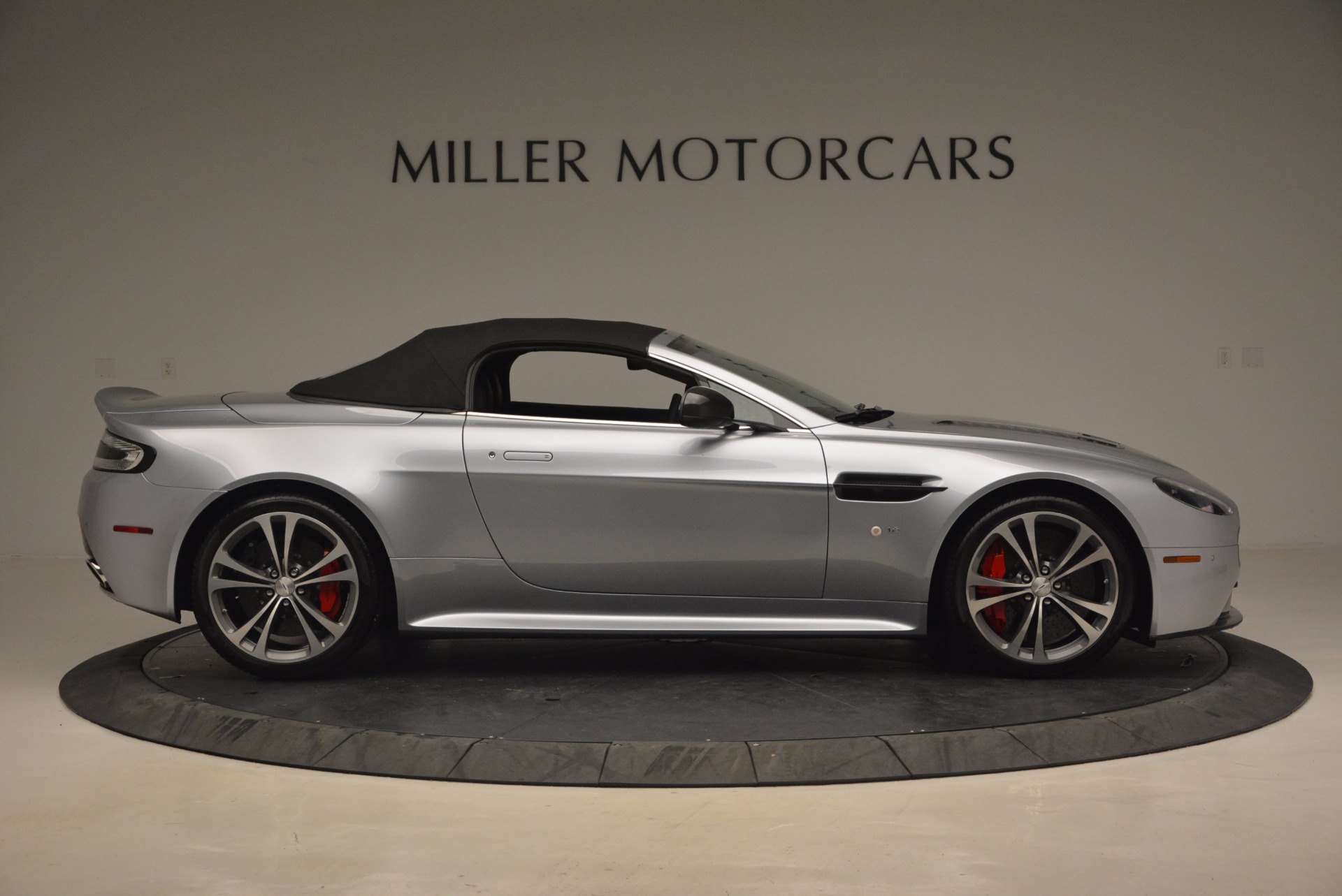 Used 2015 Aston Martin V12 Vantage S Roadster | St. Petersburg, FL