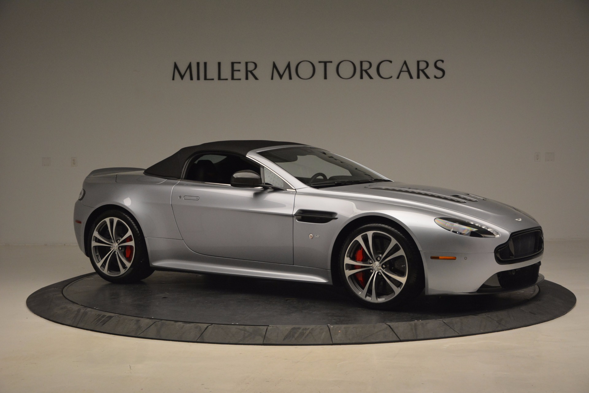 Used 2015 Aston Martin V12 Vantage S Roadster | St. Petersburg, FL