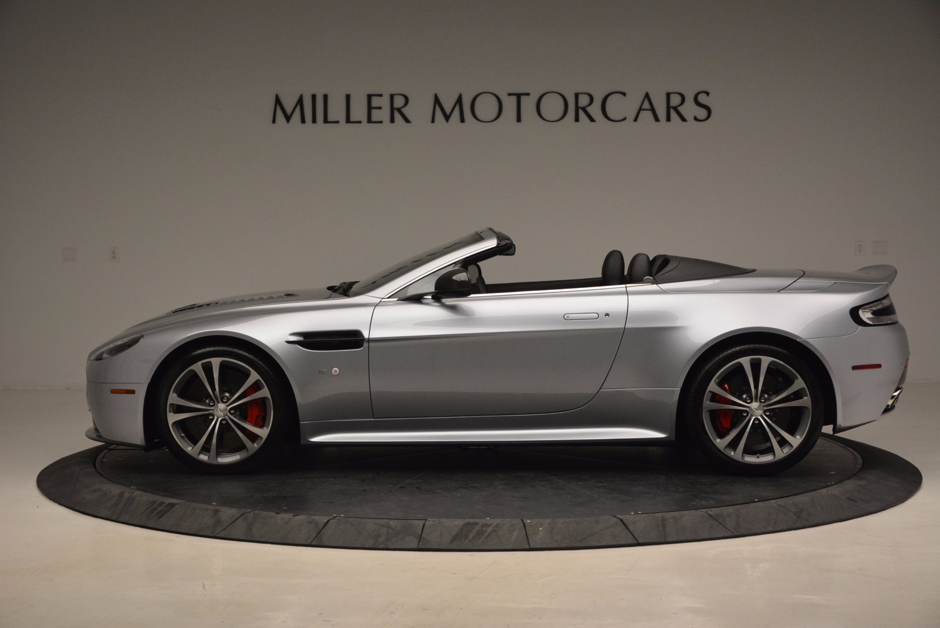 Used 2015 Aston Martin V12 Vantage S Roadster | St. Petersburg, FL