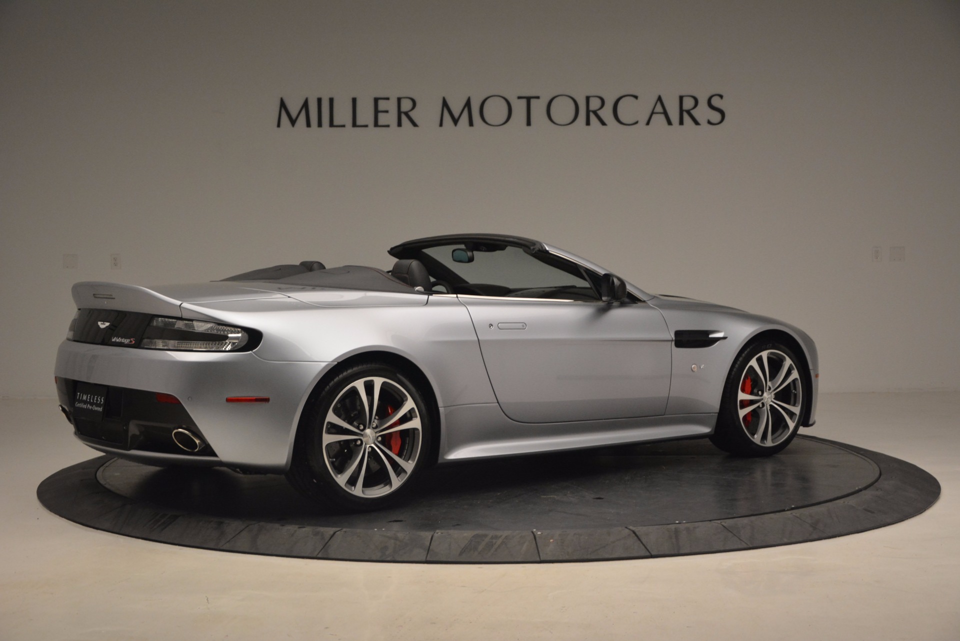 Used 2015 Aston Martin V12 Vantage S Roadster | St. Petersburg, FL