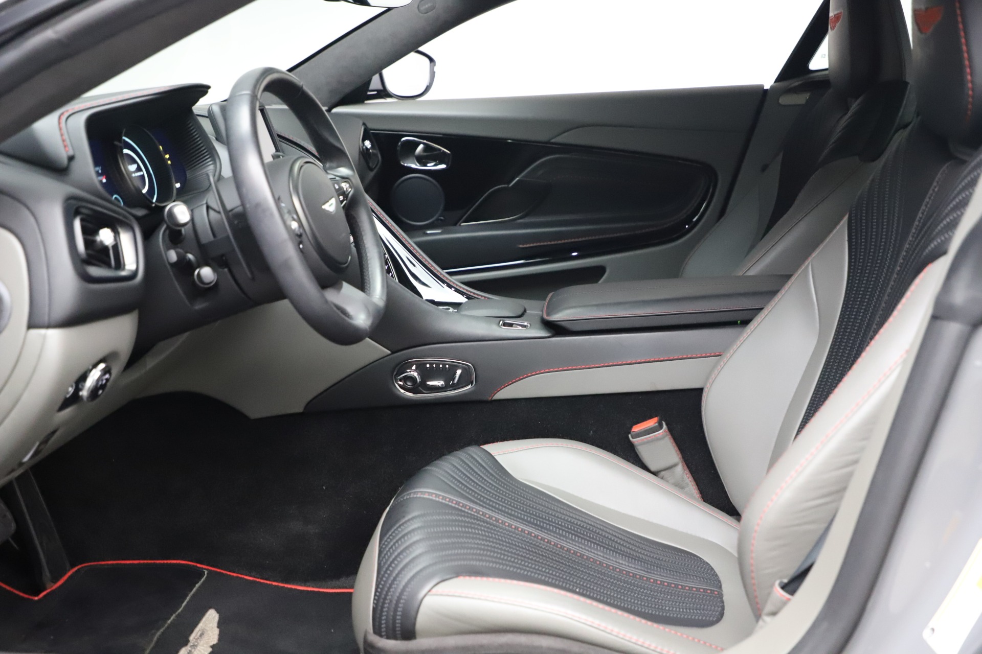 Used 2017 Aston Martin DB11 V12 | St. Petersburg, FL