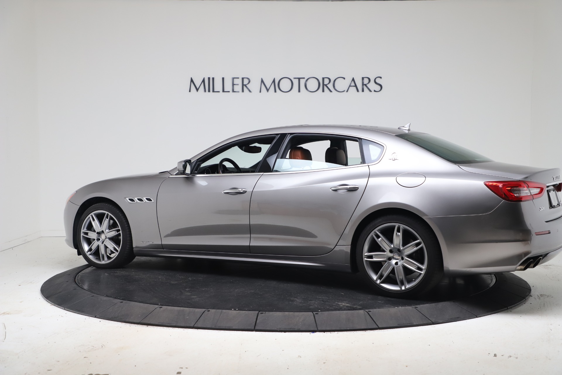 Used 2017 Maserati Quattroporte SQ4 GranLusso/ Zegna | St. Petersburg, FL