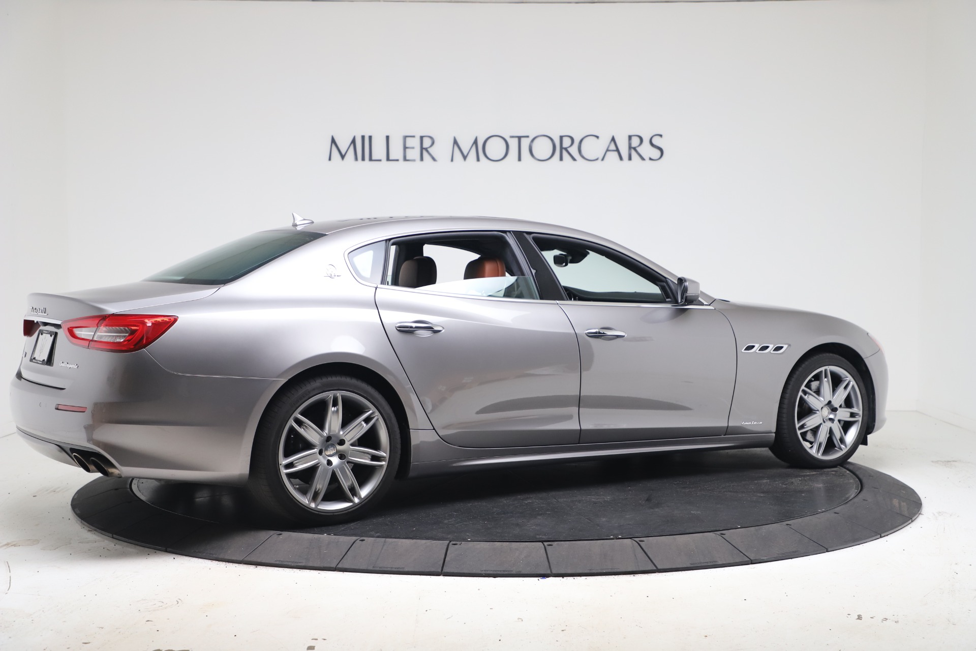 Used 2017 Maserati Quattroporte SQ4 GranLusso/ Zegna | St. Petersburg, FL