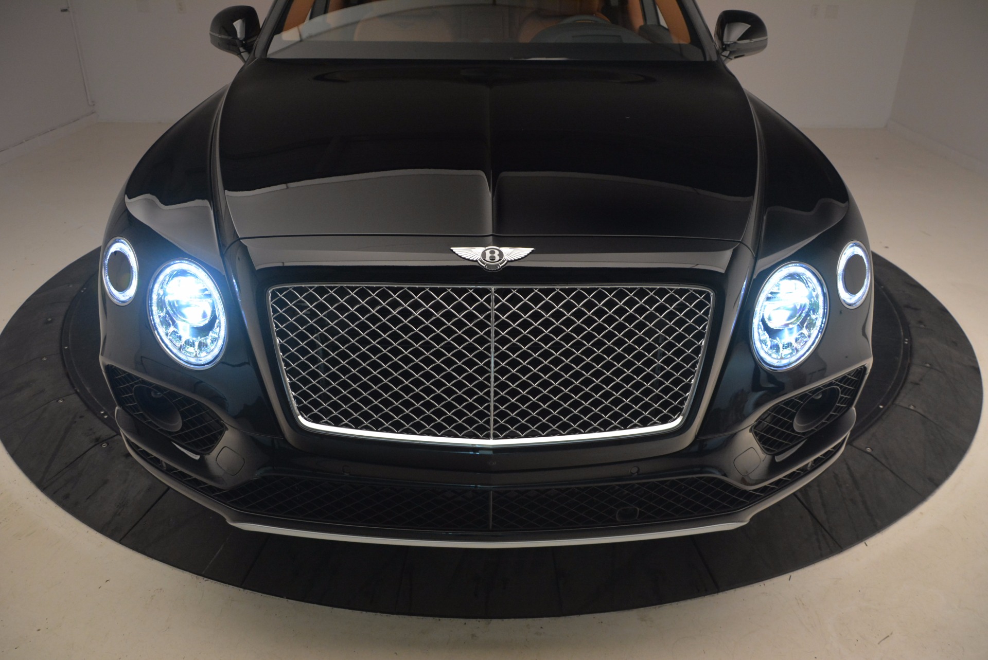 Used 2018 Bentley Bentayga Onyx Edition | St. Petersburg, FL