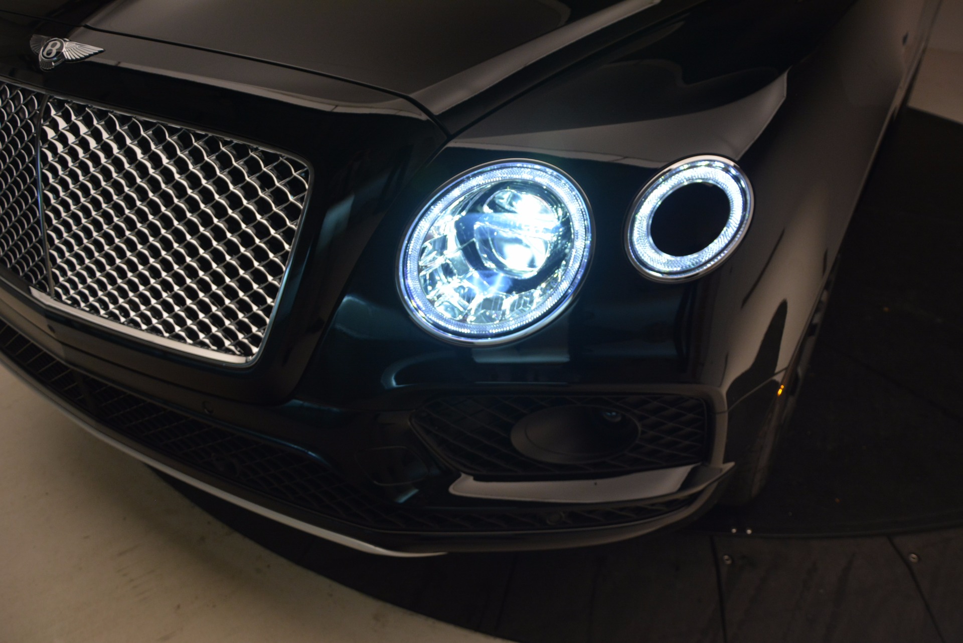 Used 2018 Bentley Bentayga Onyx Edition | St. Petersburg, FL