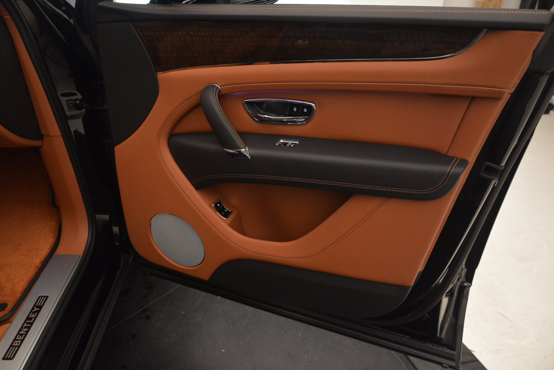 Used 2018 Bentley Bentayga Onyx Edition | St. Petersburg, FL