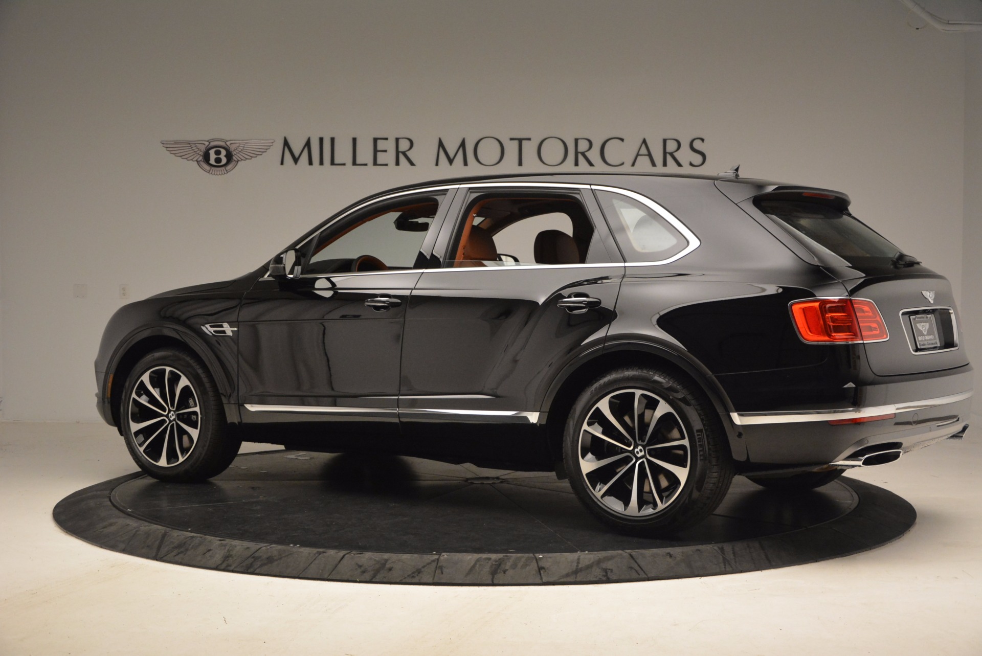 Used 2018 Bentley Bentayga Onyx Edition | St. Petersburg, FL