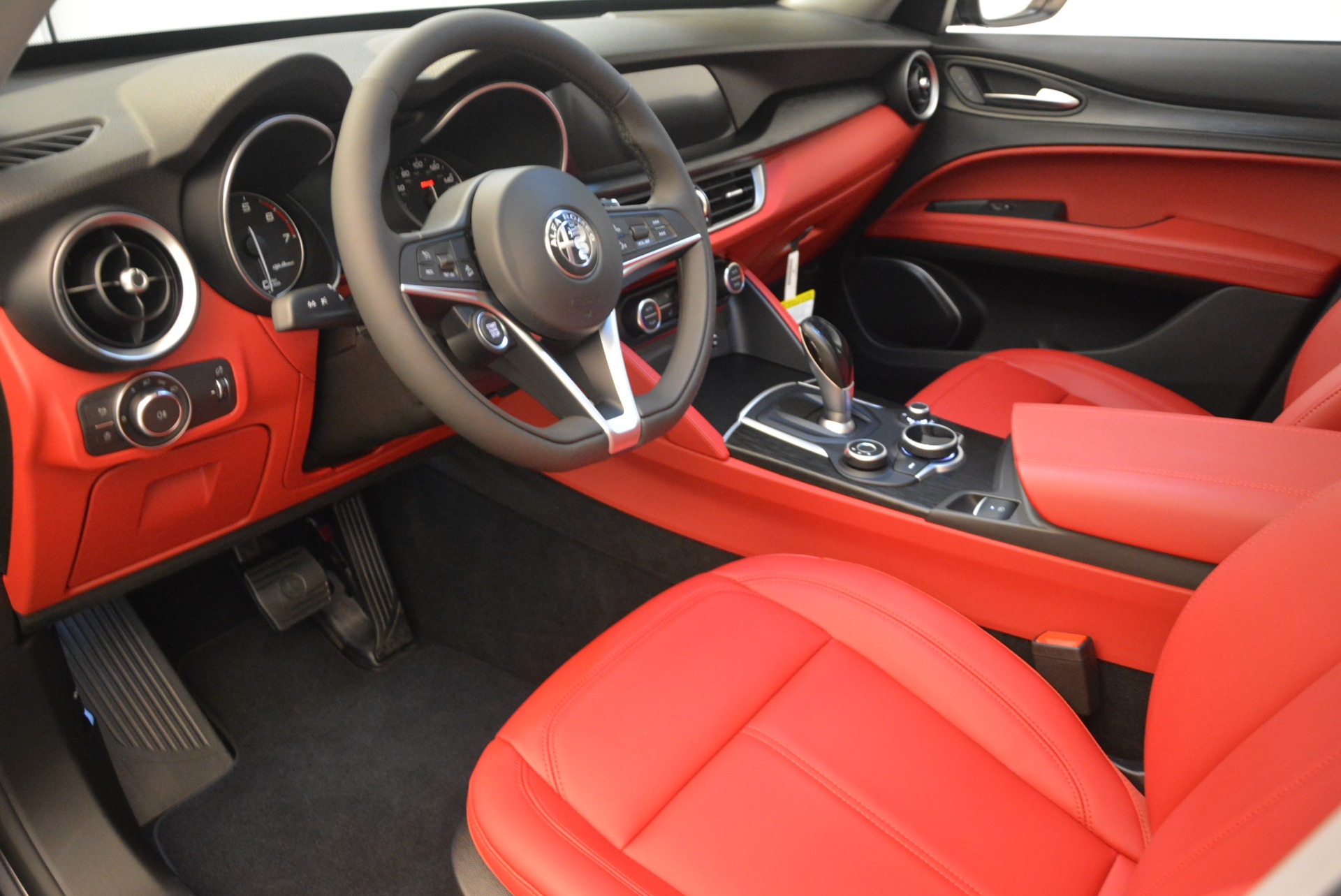 New 2018 Alfa Romeo Stelvio Q4 Greenwich Ct