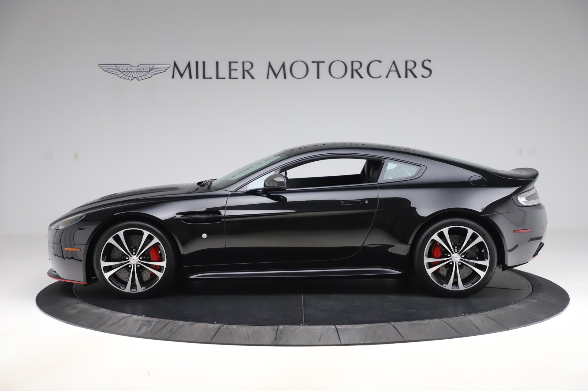 Used 2017 Aston Martin V12 Vantage S Coupe | St. Petersburg, FL