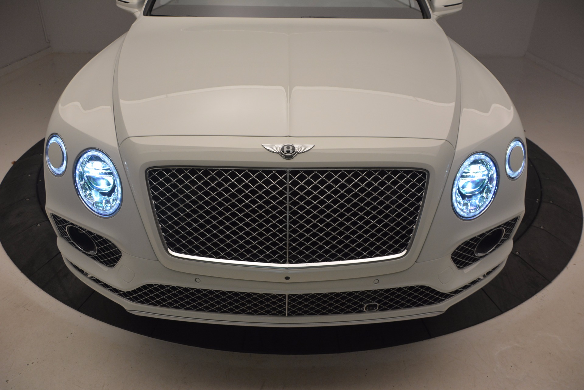 Used 2018 Bentley Bentayga Onyx | St. Petersburg, FL