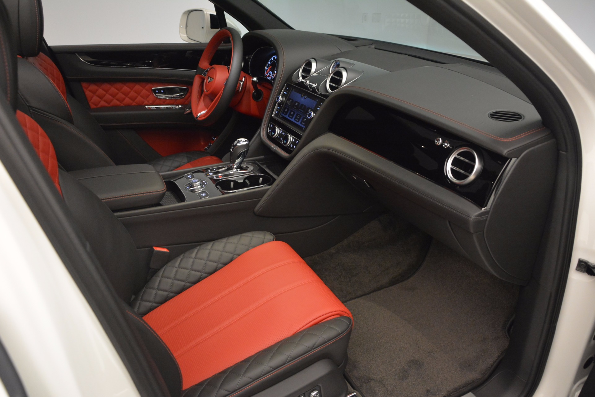 Used 2018 Bentley Bentayga Onyx | St. Petersburg, FL