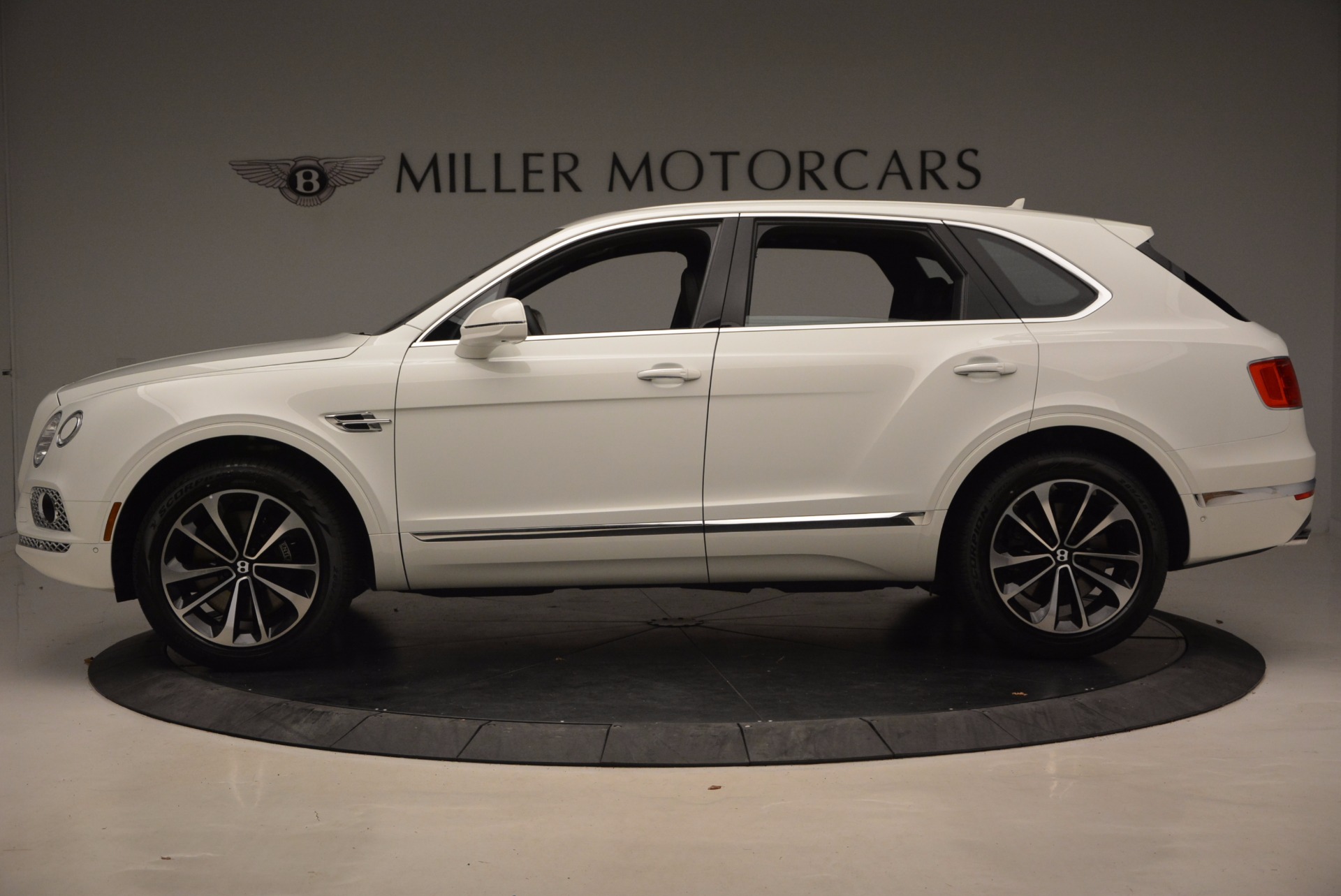 Used 2018 Bentley Bentayga Onyx | St. Petersburg, FL