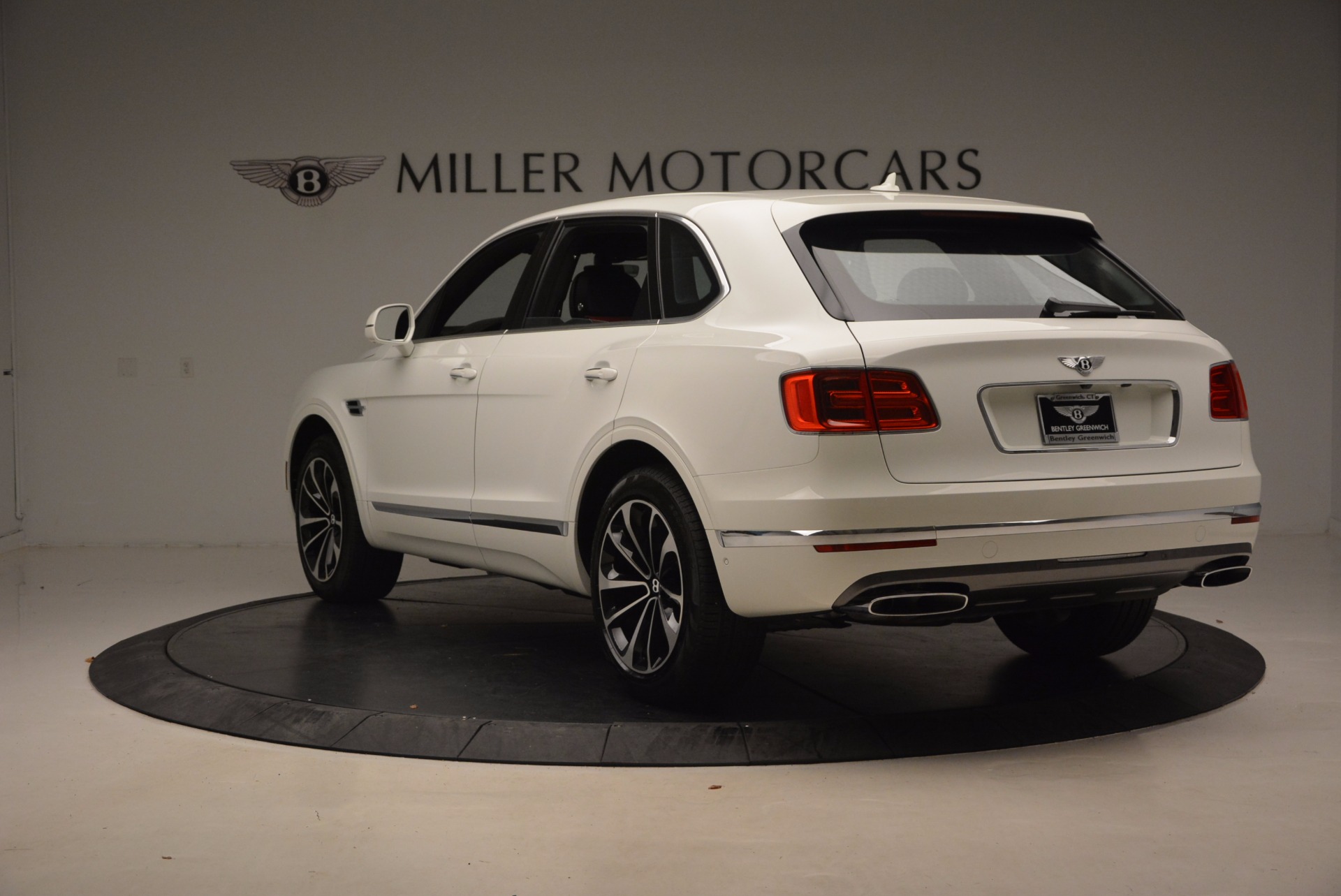 Used 2018 Bentley Bentayga Onyx | St. Petersburg, FL