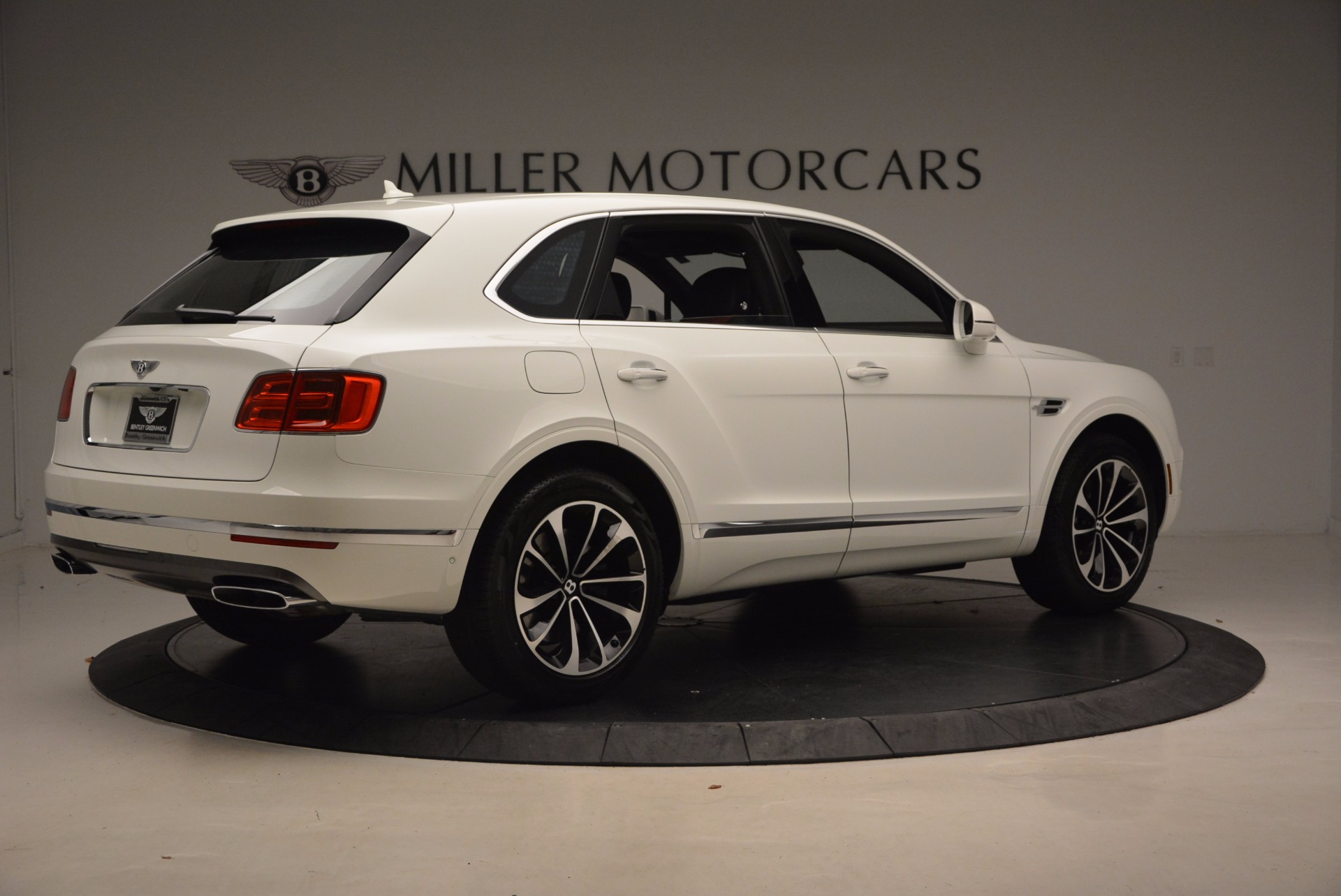 Used 2018 Bentley Bentayga Onyx | St. Petersburg, FL
