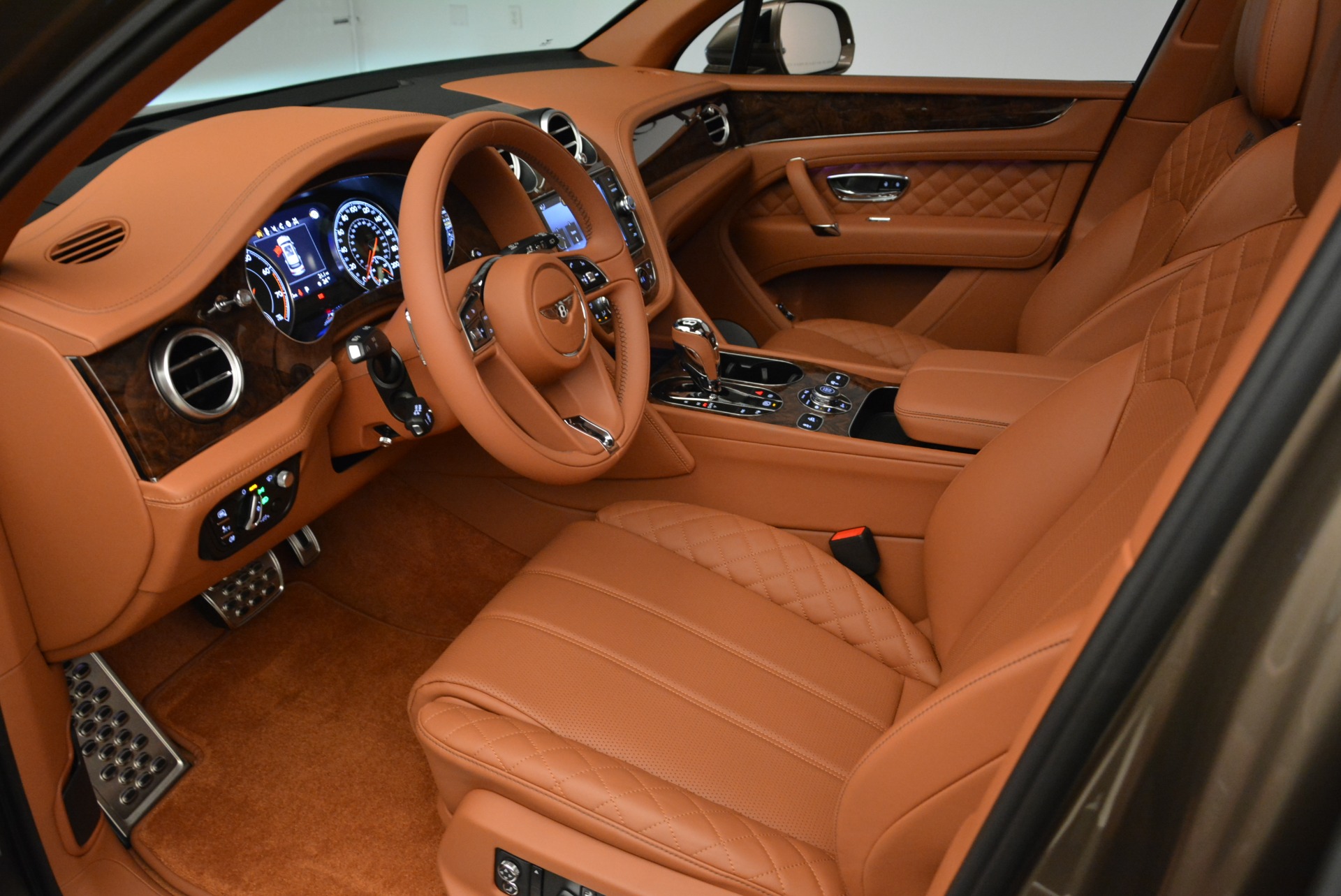 Used 2018 Bentley Bentayga W12 Signature | St. Petersburg, FL