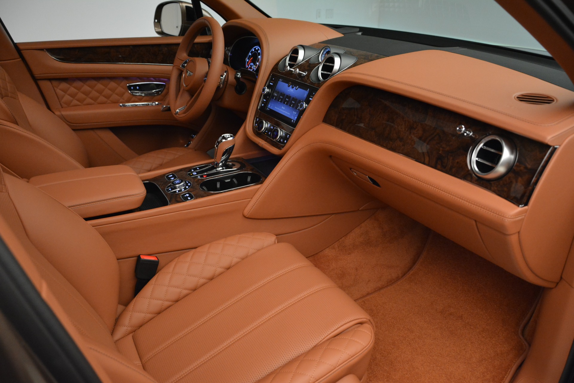 Used 2018 Bentley Bentayga W12 Signature | St. Petersburg, FL