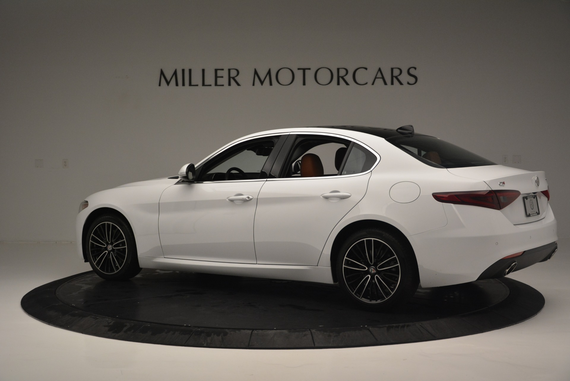 New 2018 Alfa Romeo Giulia Ti Lusso Q4 Greenwich Ct
