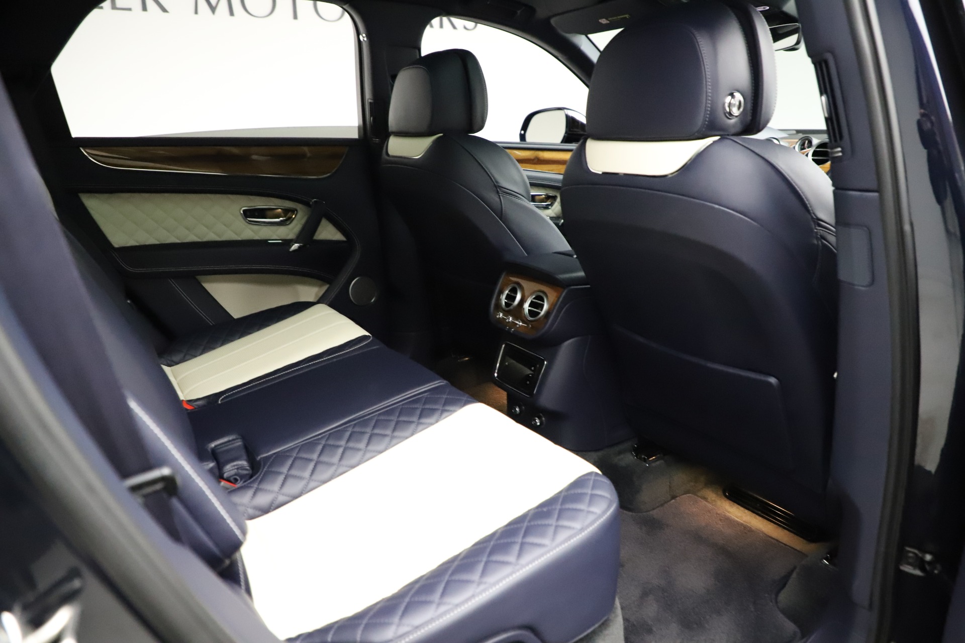 Used 2018 Bentley Bentayga W12 Signature | St. Petersburg, FL