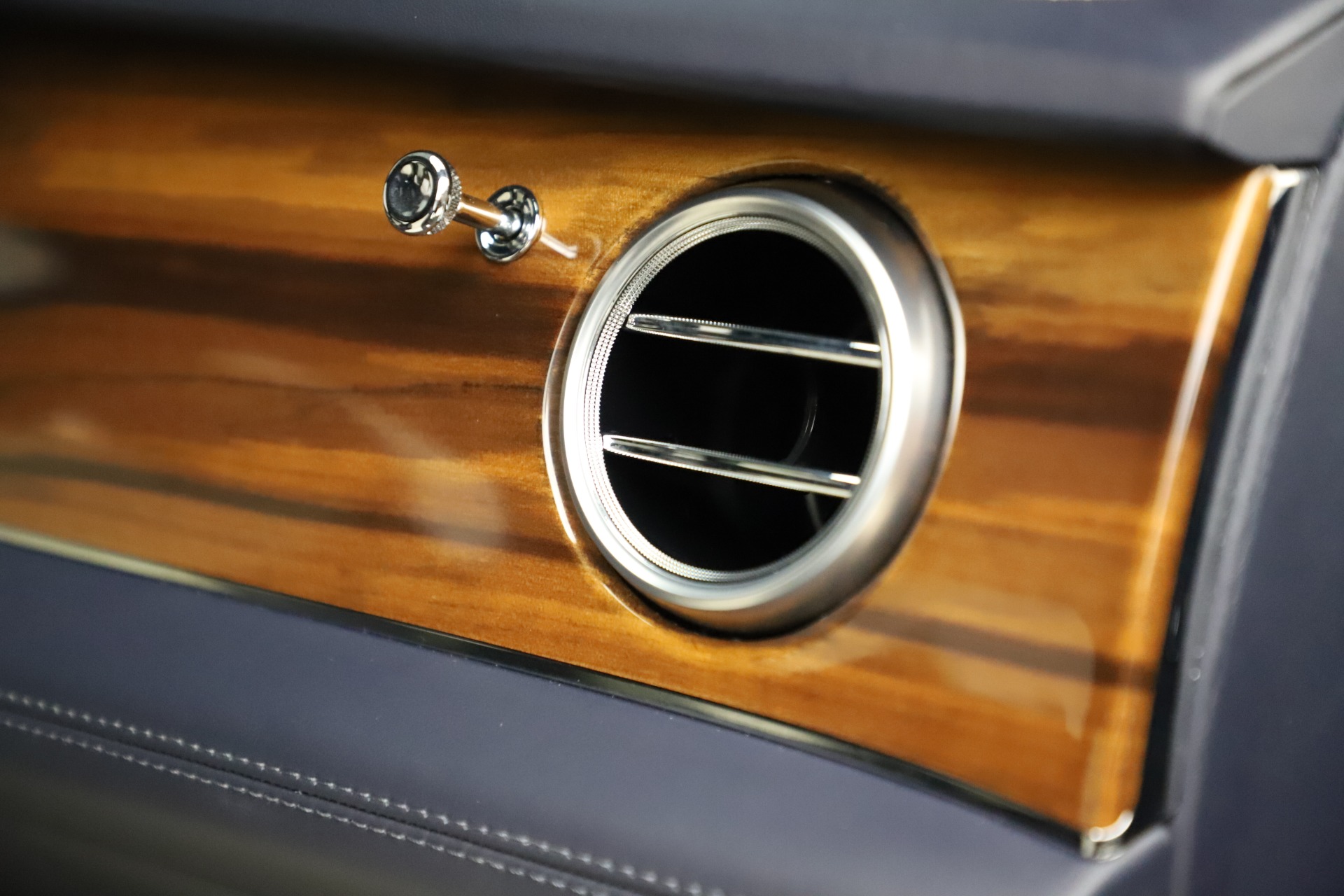 Used 2018 Bentley Bentayga W12 Signature | St. Petersburg, FL