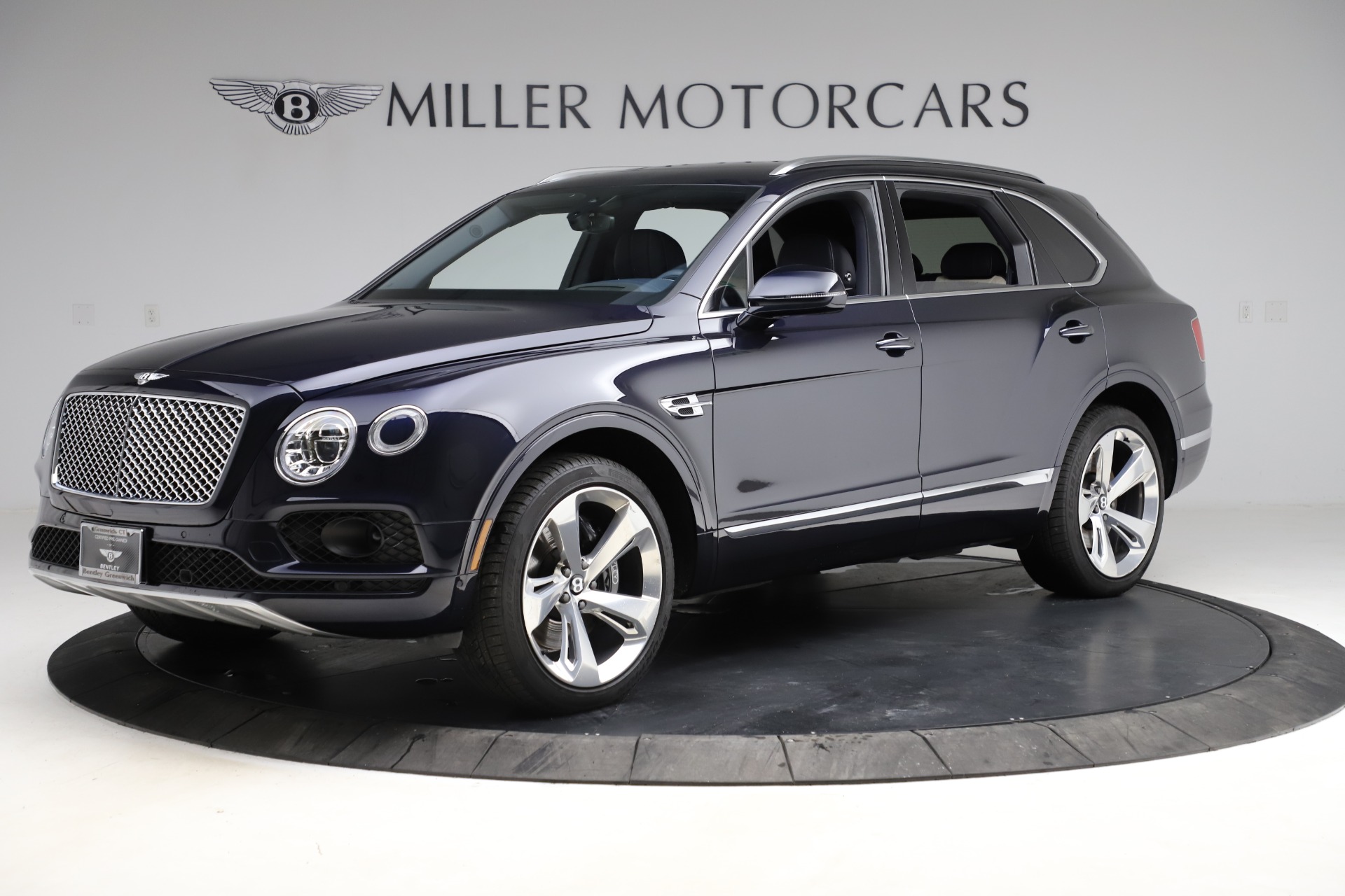 Used 2018 Bentley Bentayga W12 Signature | St. Petersburg, FL