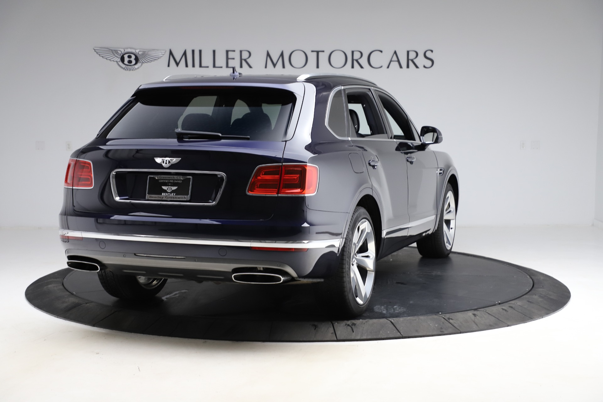 Used 2018 Bentley Bentayga W12 Signature | St. Petersburg, FL