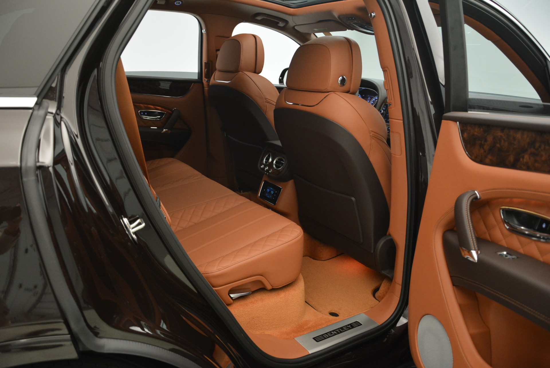 Used 2018 Bentley Bentayga W12 Signature | St. Petersburg, FL