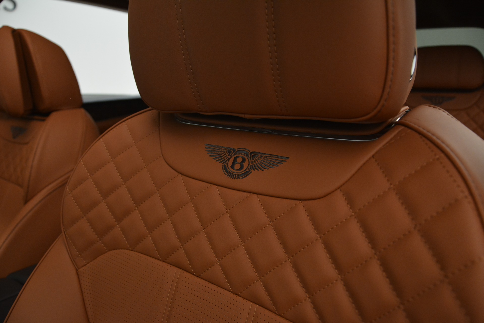 Used 2018 Bentley Bentayga W12 Signature | St. Petersburg, FL