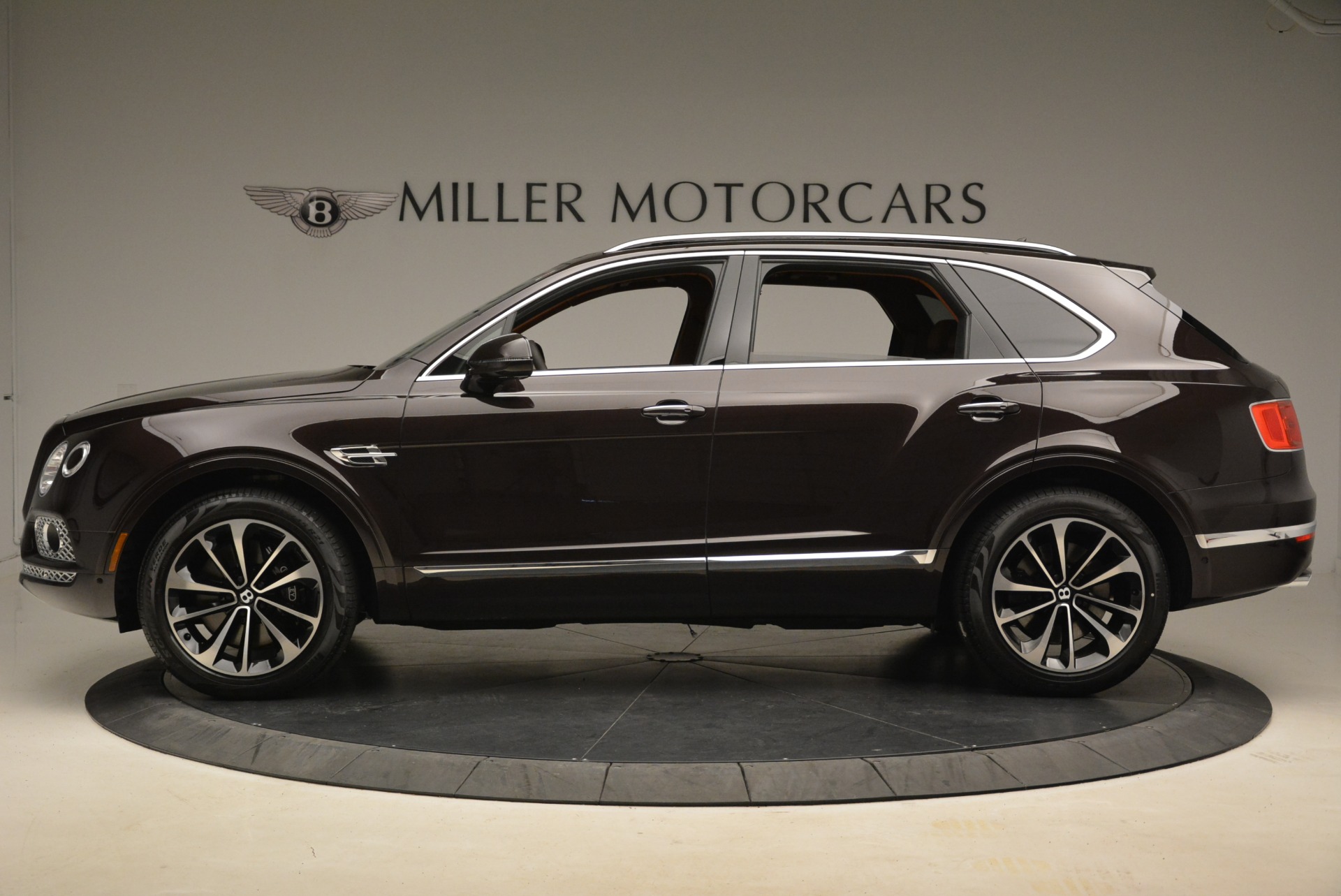 Used 2018 Bentley Bentayga W12 Signature | St. Petersburg, FL