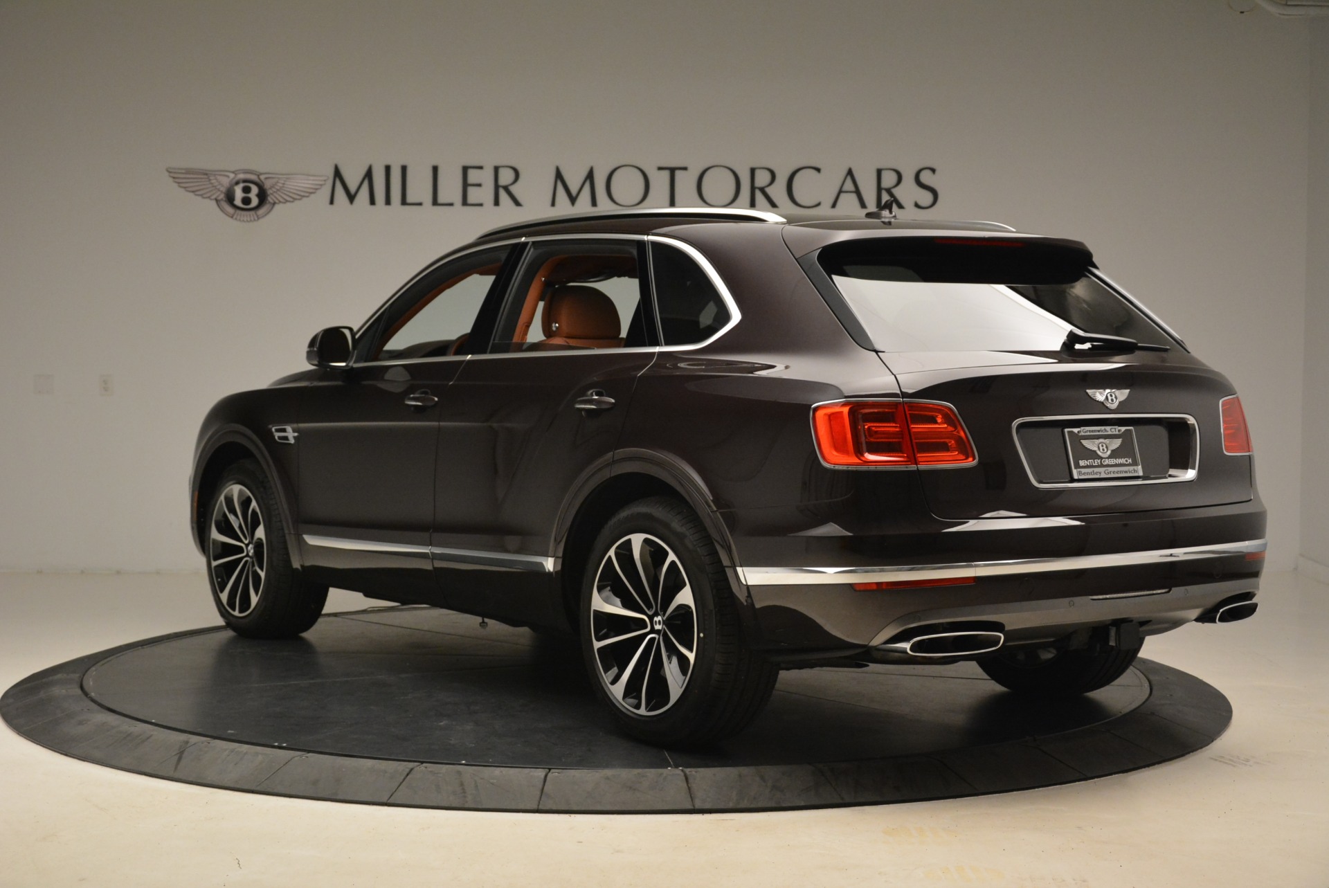 Used 2018 Bentley Bentayga W12 Signature | St. Petersburg, FL