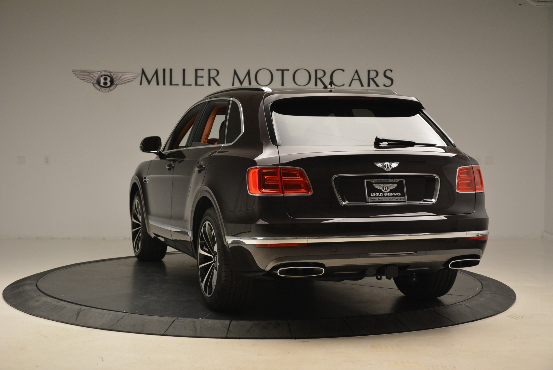 Used 2018 Bentley Bentayga W12 Signature | St. Petersburg, FL