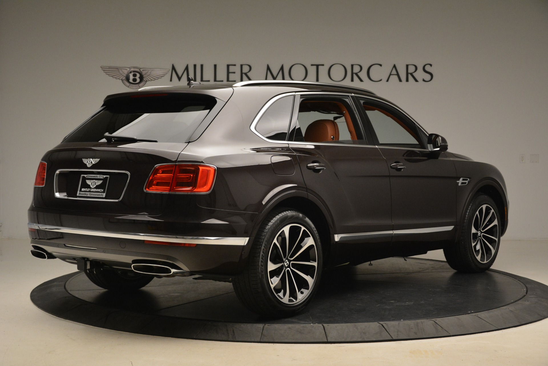 Used 2018 Bentley Bentayga W12 Signature | St. Petersburg, FL