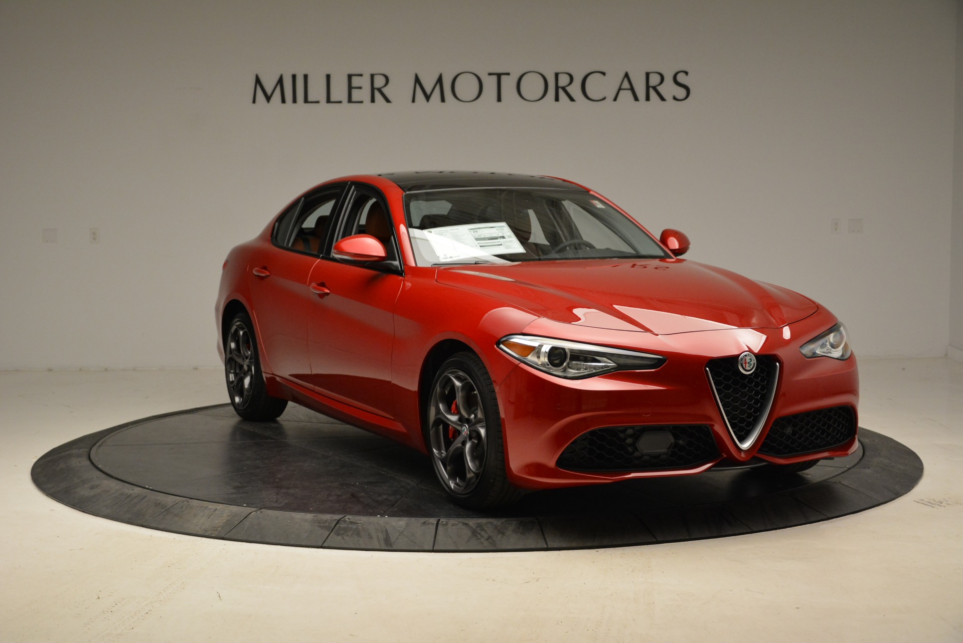 New 2018 Alfa Romeo Giulia Ti Sport Q4 | Greenwich, CT