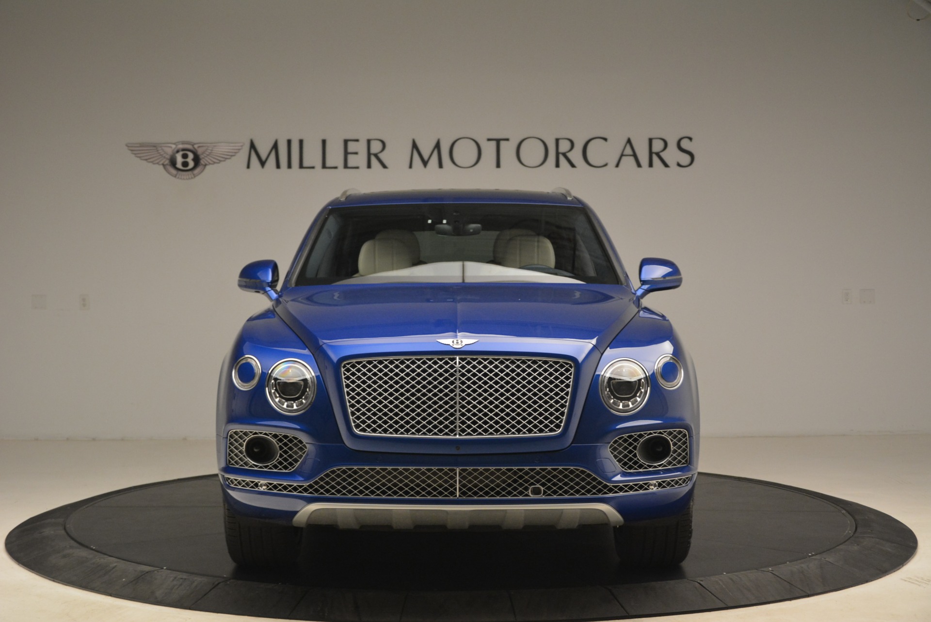 Used 2018 Bentley Bentayga W12 Signature | St. Petersburg, FL