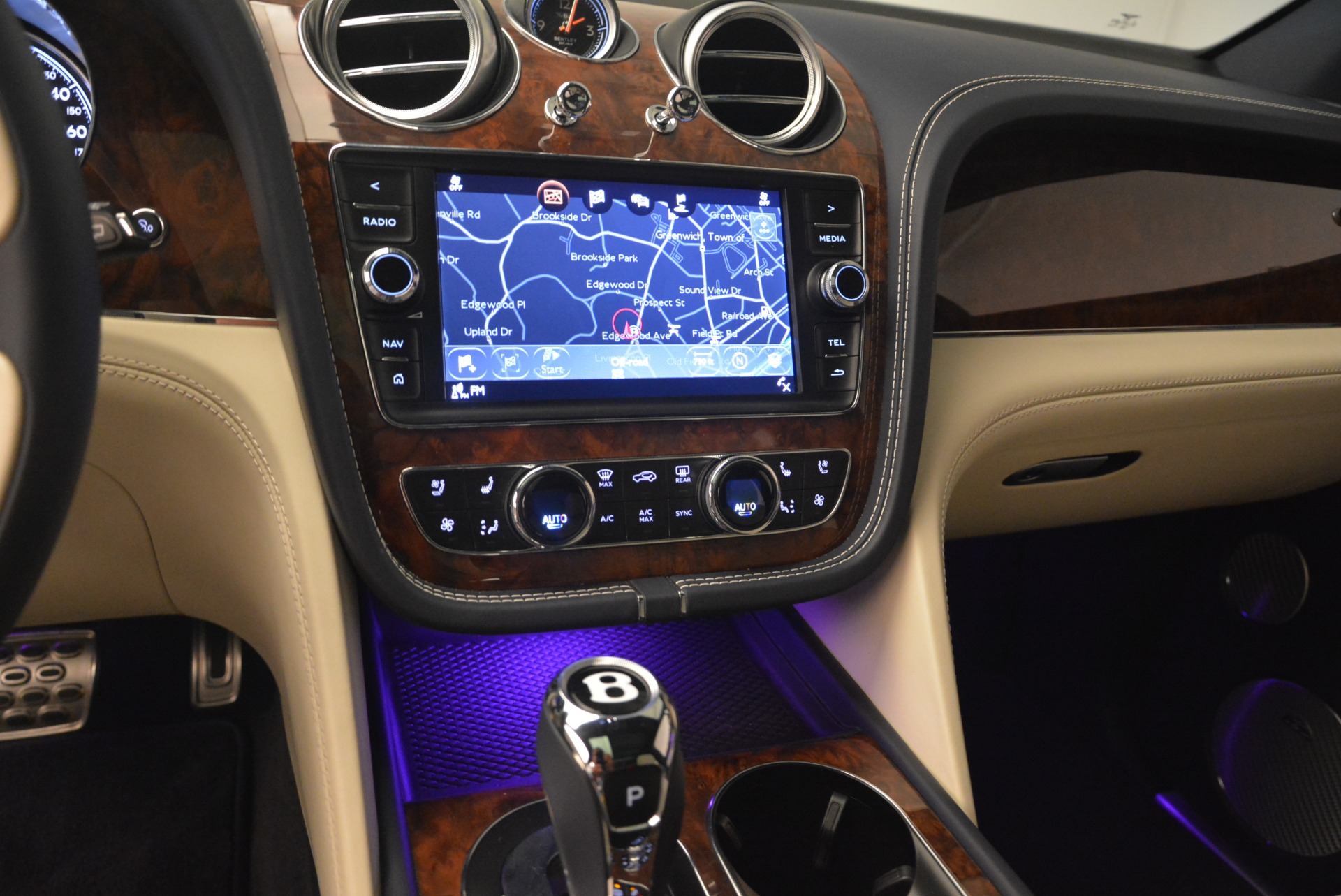 Used 2018 Bentley Bentayga W12 Signature | St. Petersburg, FL