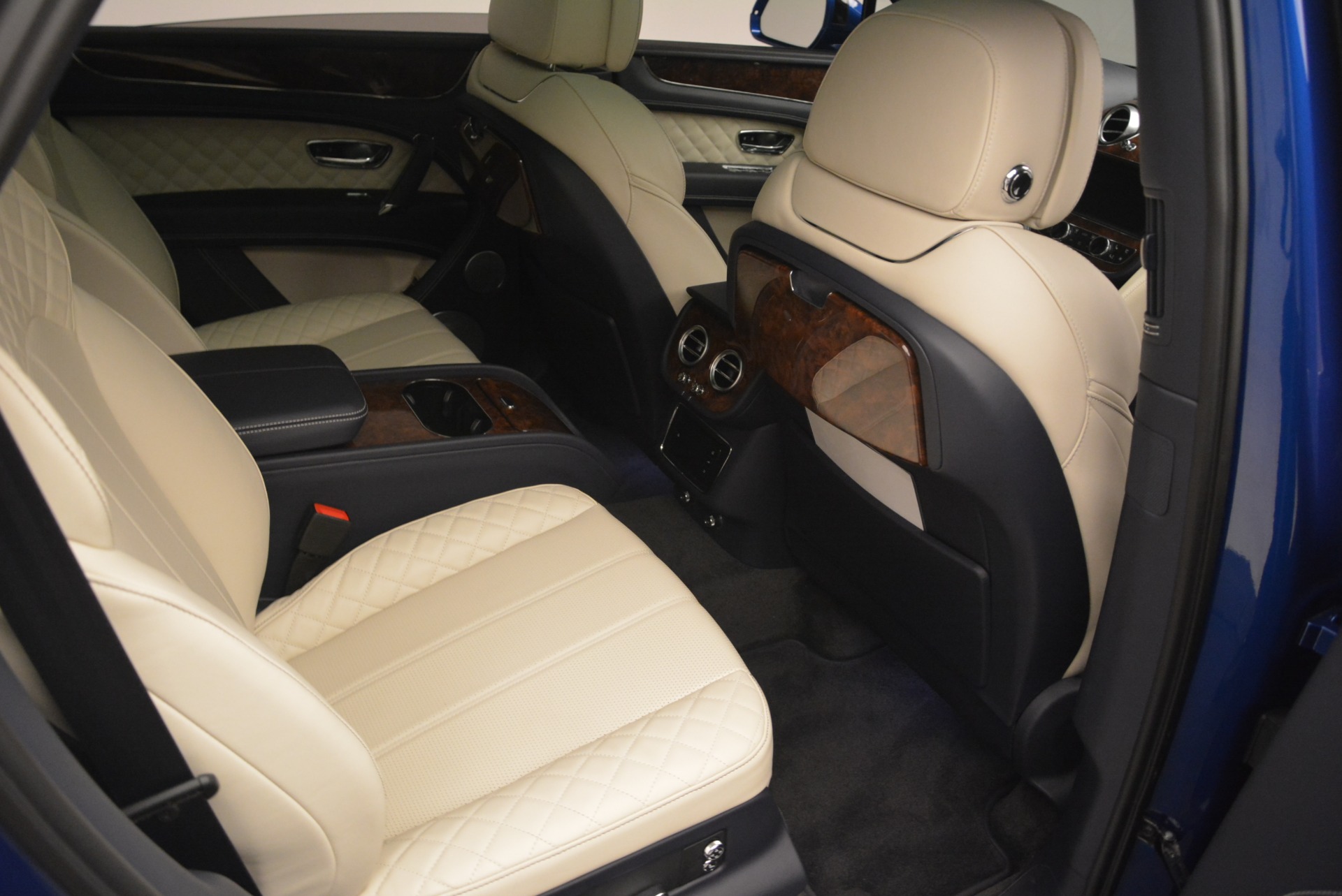 Used 2018 Bentley Bentayga W12 Signature | St. Petersburg, FL