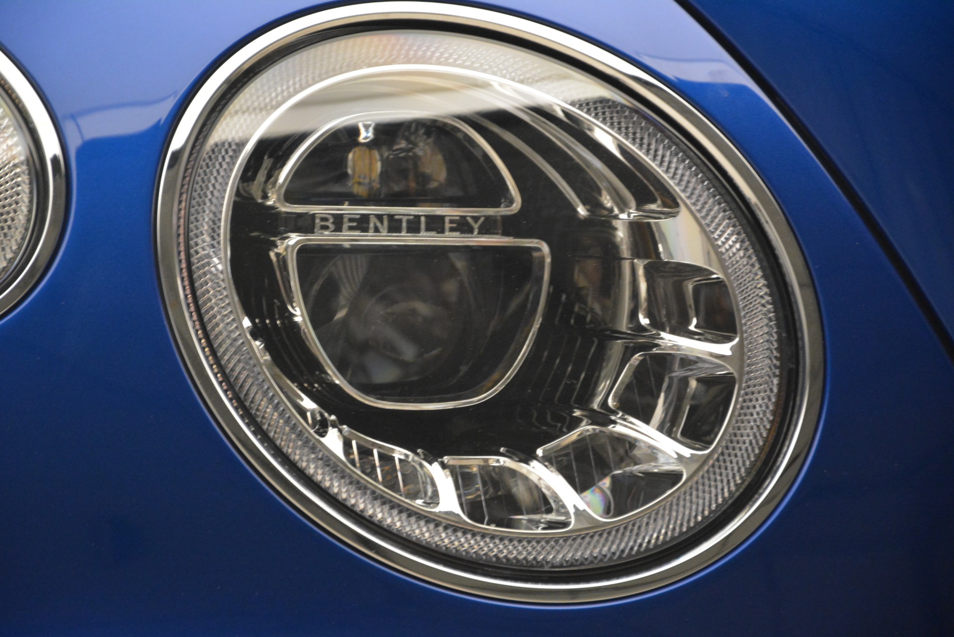 Used 2018 Bentley Bentayga W12 Signature | St. Petersburg, FL