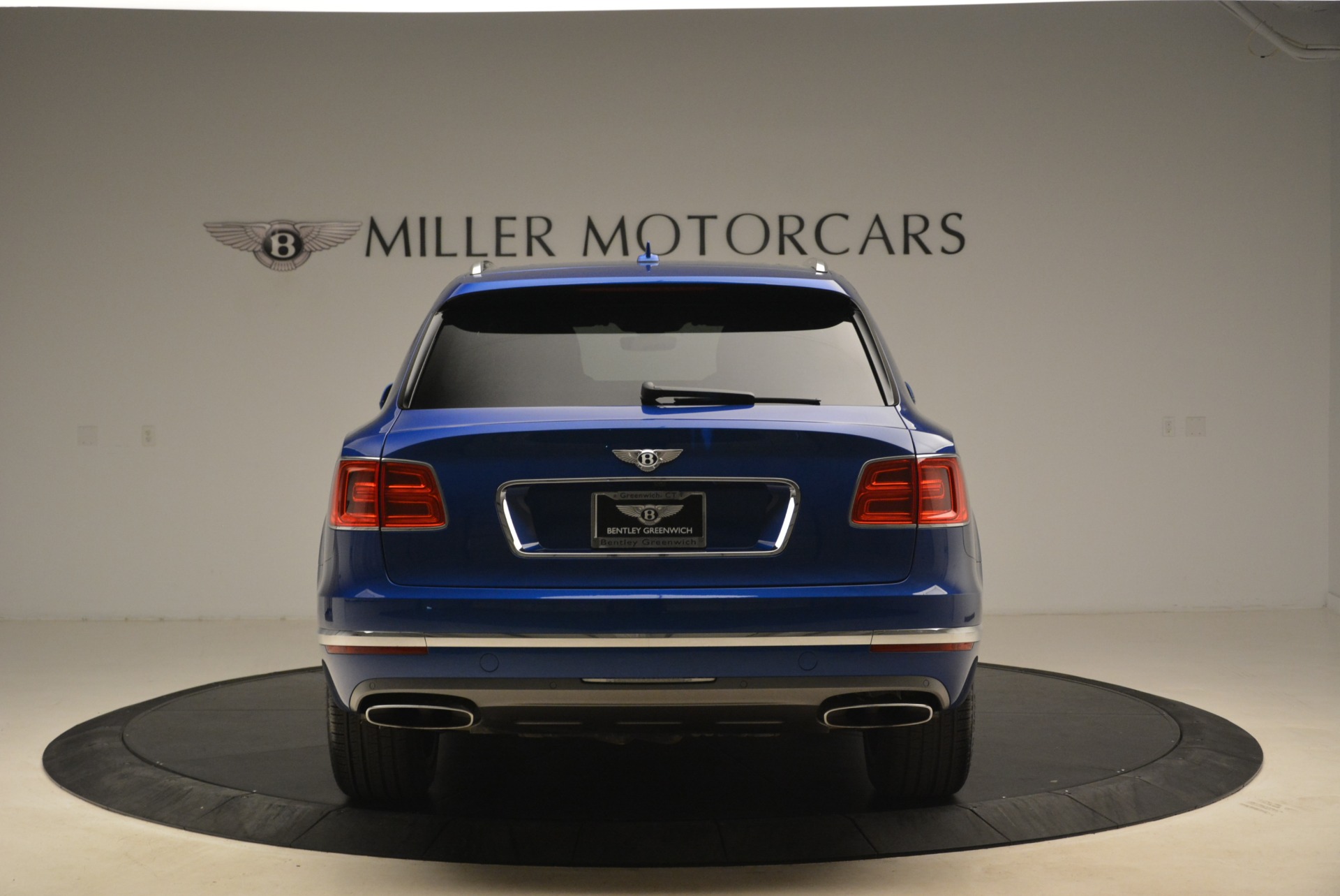 Used 2018 Bentley Bentayga W12 Signature | St. Petersburg, FL