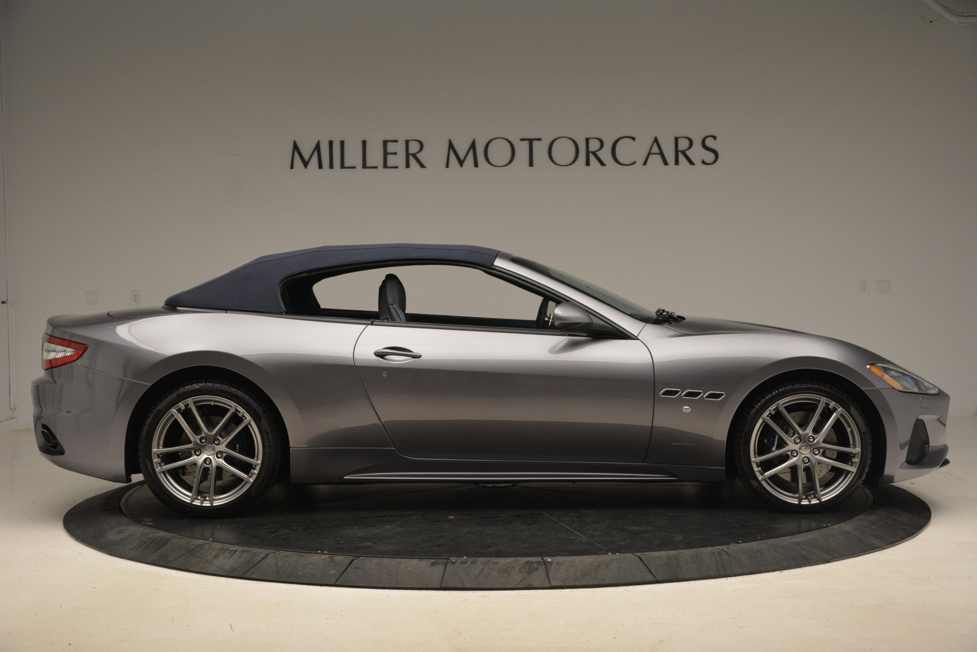 Used 2018 Maserati GranTurismo Sport Convertible | St. Petersburg, FL