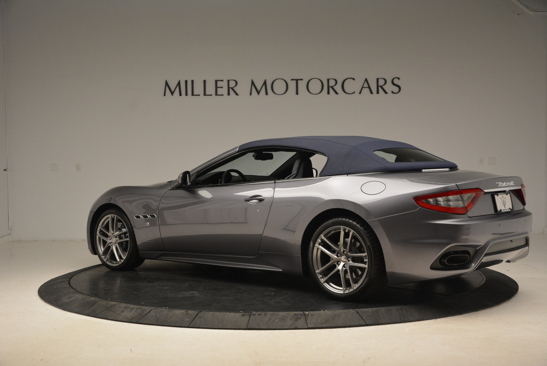 Used 2018 Maserati GranTurismo Sport Convertible | St. Petersburg, FL