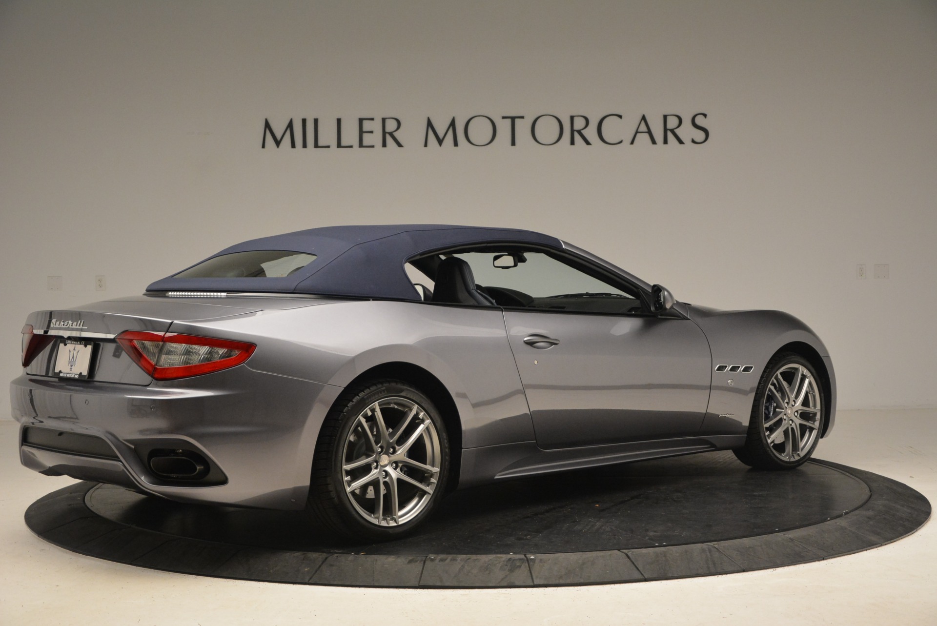 Used 2018 Maserati GranTurismo Sport Convertible | St. Petersburg, FL