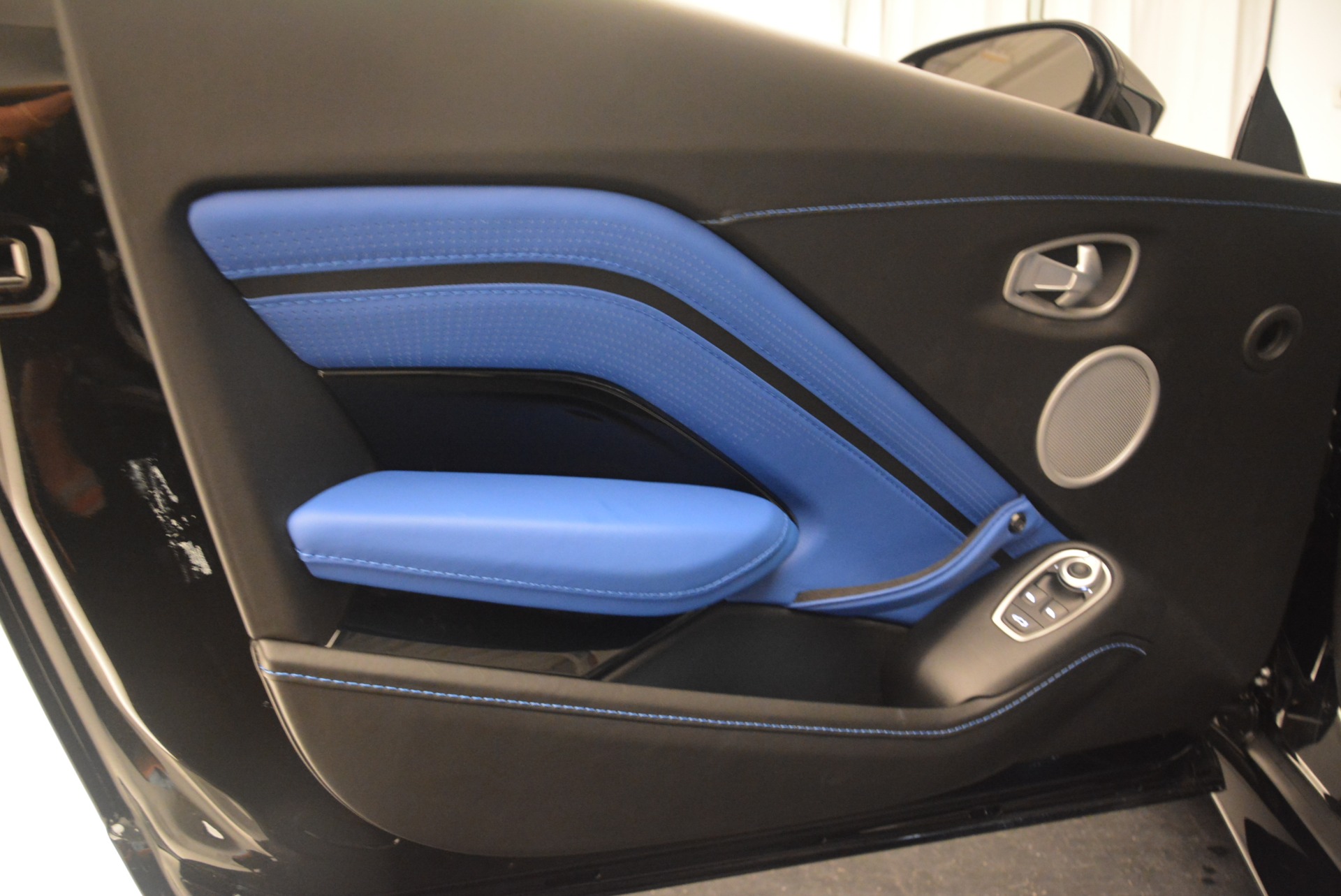 Used 2019 Aston Martin Vantage Coupe | St. Petersburg, FL