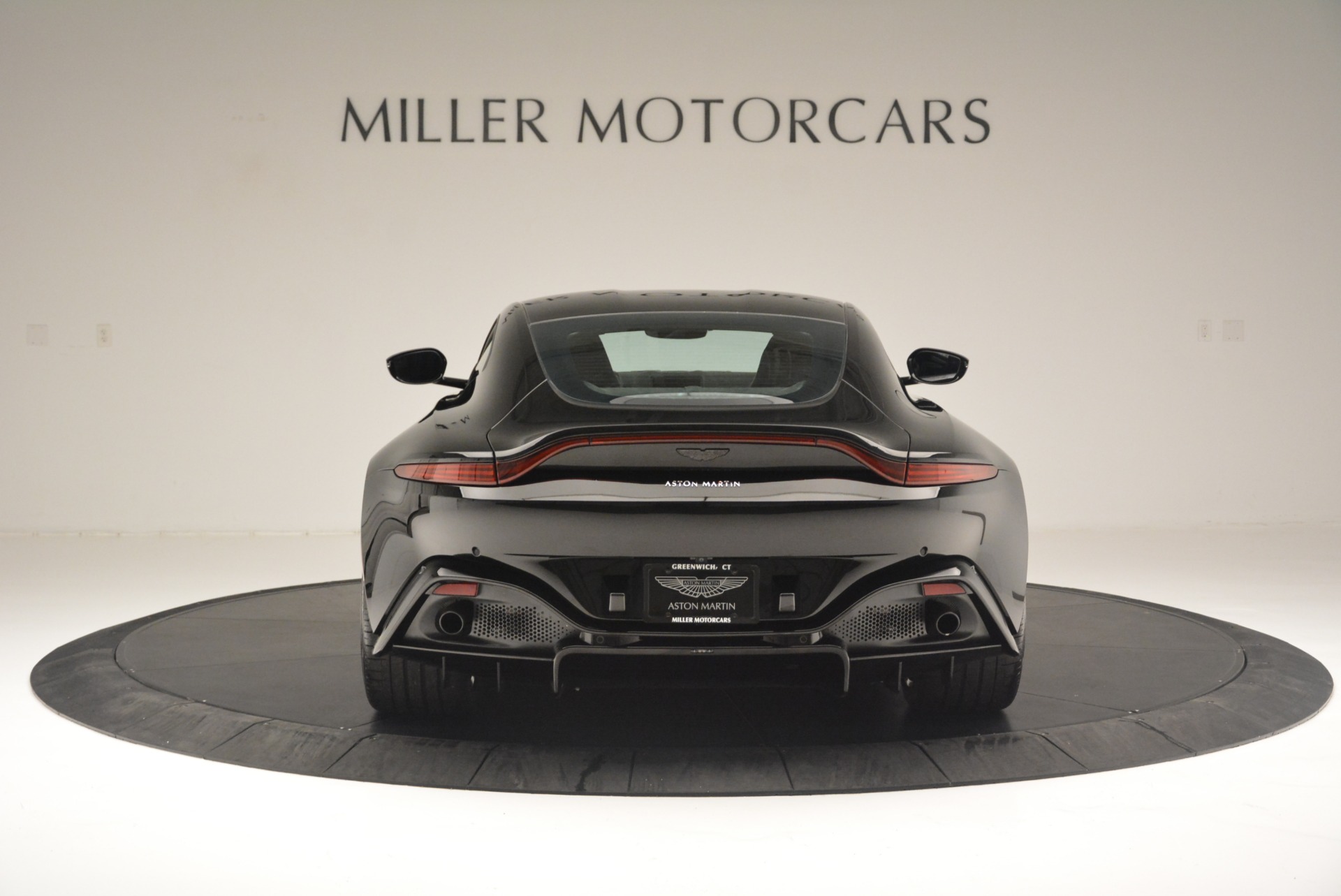 Used 2019 Aston Martin Vantage Coupe | St. Petersburg, FL