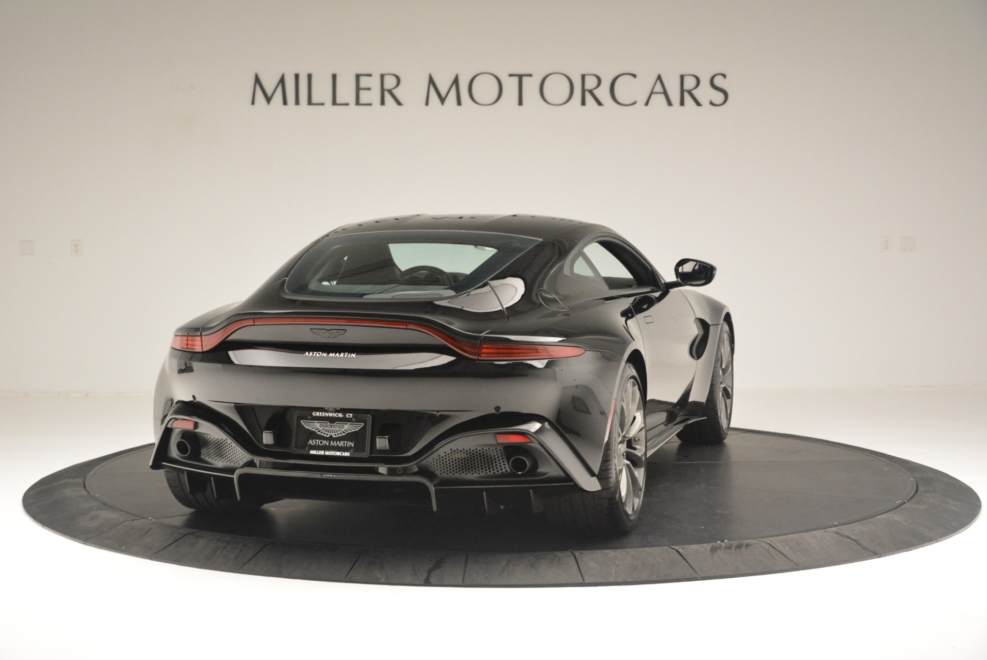Used 2019 Aston Martin Vantage Coupe | St. Petersburg, FL