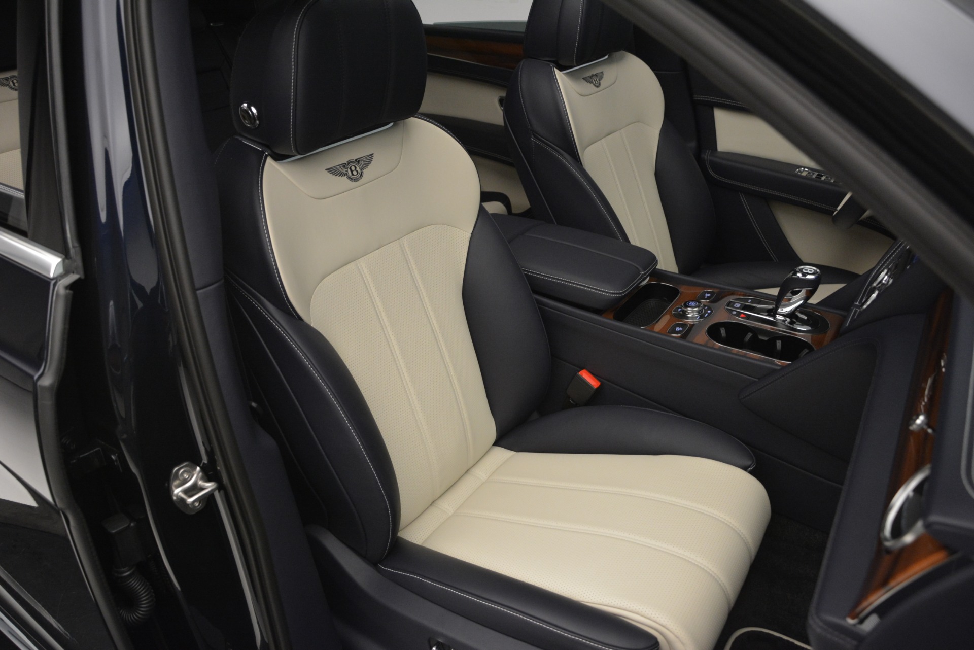 Used 2019 Bentley Bentayga V8 | St. Petersburg, FL