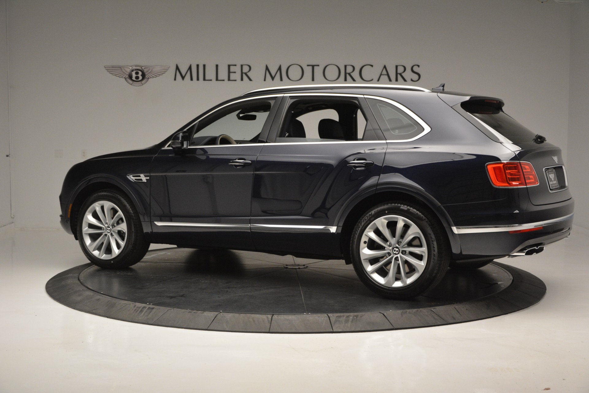 Used 2019 Bentley Bentayga V8 | St. Petersburg, FL