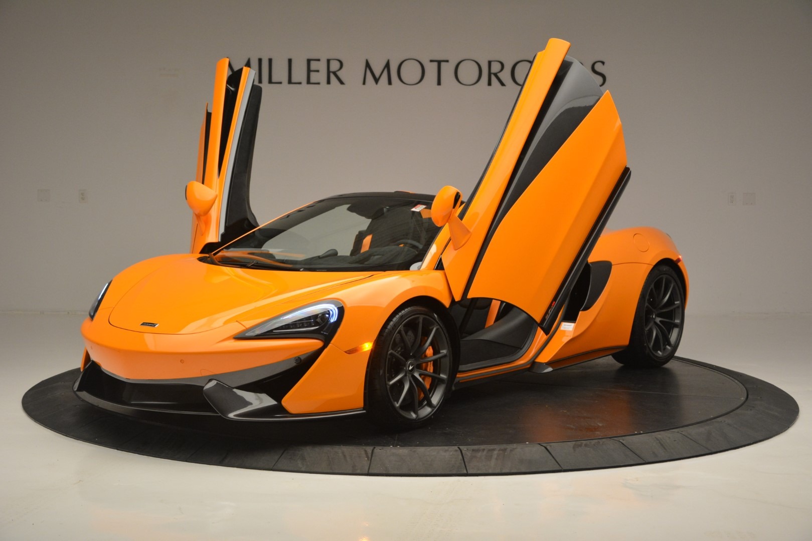 Used 2019 McLaren 570S SPIDER Convertible | St. Petersburg, FL