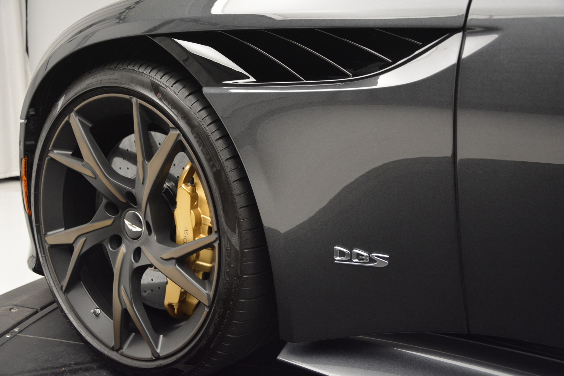 Used 2019 Aston Martin DBS Superleggera Coupe | St. Petersburg, FL