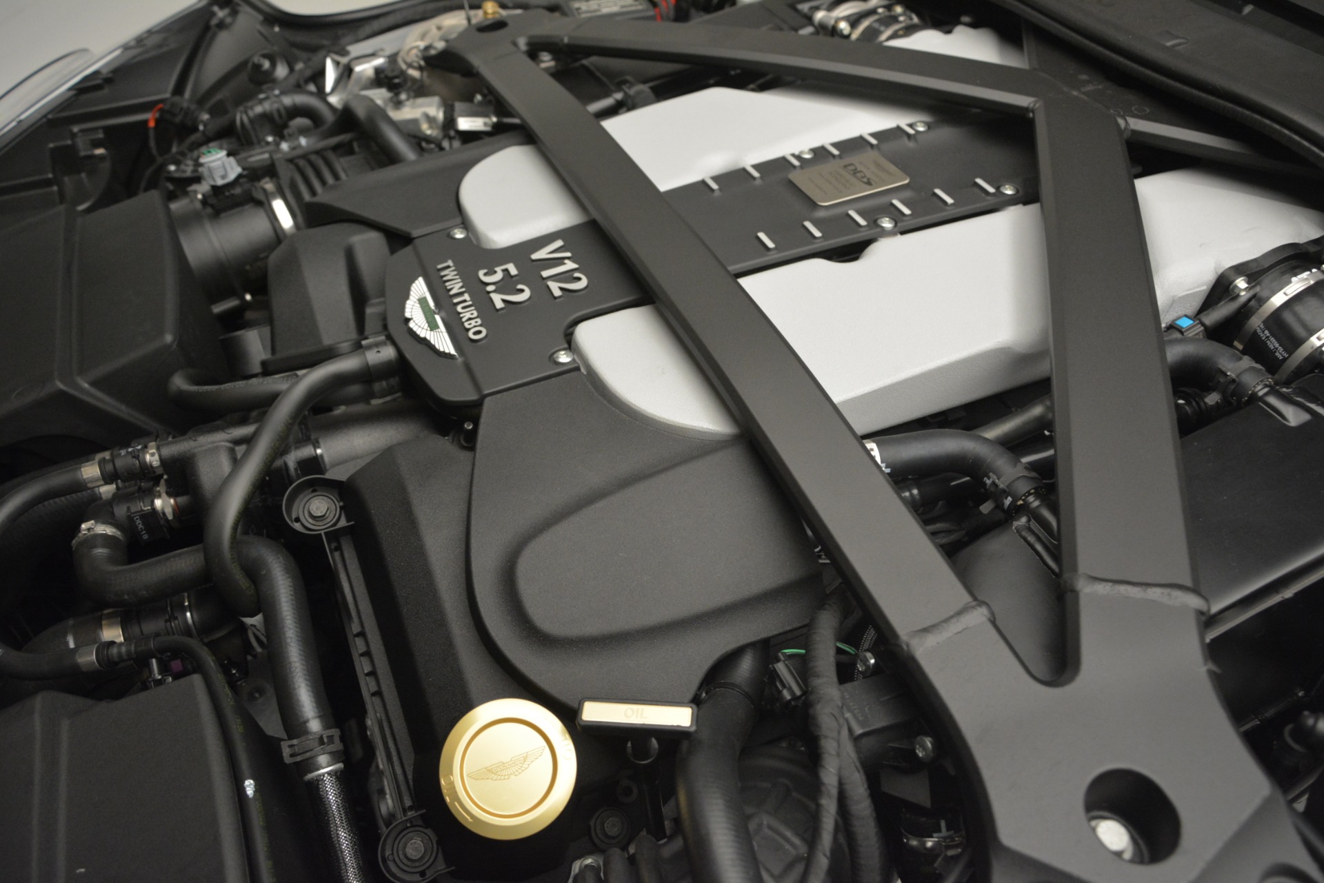 Used 2019 Aston Martin DBS Superleggera Coupe | St. Petersburg, FL